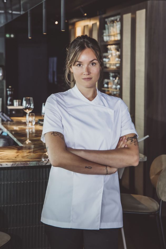 JULIA Maniche corte
